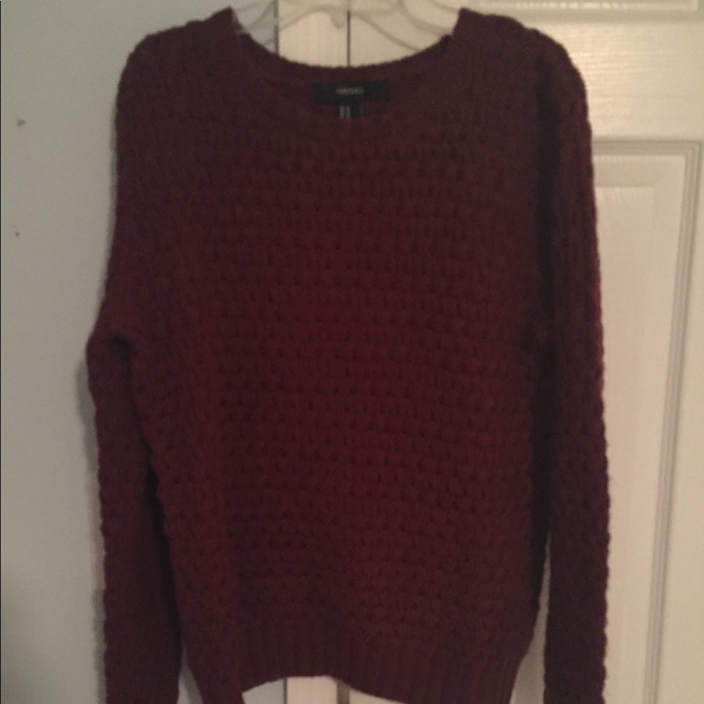 Forever21 Size M Deep Red Kit Sweater